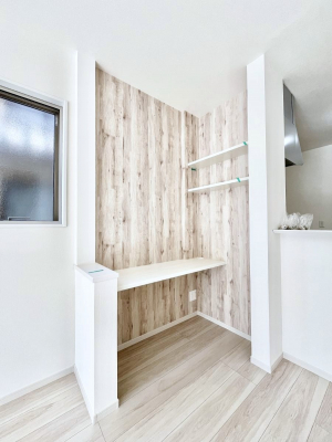 ���̑����ρ@���r���O�J�E���^�[�B�����[�g���[�N�₨�q�l�̕׋����ȂǁA��ƃX�y�[�X�ɂ������߂ł��B