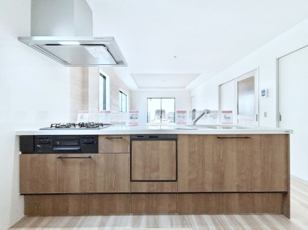 �L�b�`���@�H��@�E�򐅊�E�R�c���R�����Ȃǃf�U�C�������@�\�������˔������V�X�e���L�b�`���I