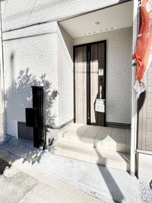 ���ց@��؂ȉƑ��A���q���o�}���錺�ցB