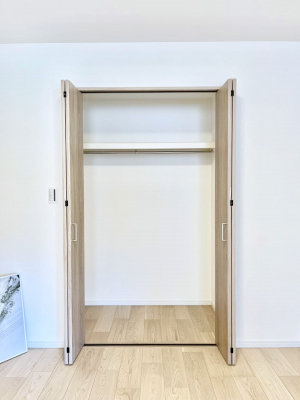 ���[�@�m���N���[�[�b�g�B���s��������̂Ō���̈ߗނ�����������[�ł��܂��B