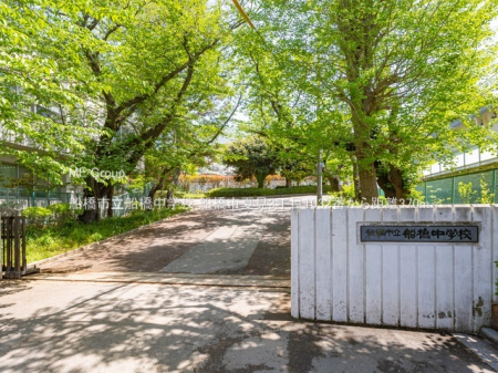 ���ӊ��@���w�Z 370m �D���s���D�����w�Z