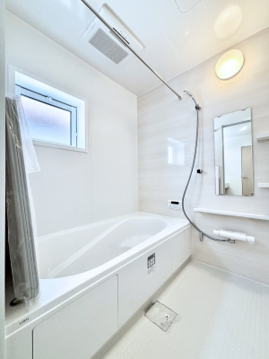 �����@����̔�����₷��؂ȃo�X�^�C���B�������Ƃ����C���y����Ŕ����Ƃ肽���ł��ˁI  