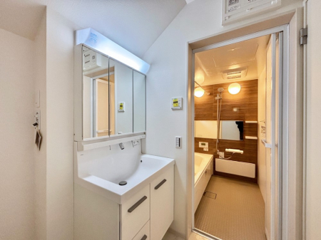 ���̑��@�������̂�����K��Ԃł��B�����̐g�x�x���C�����ǂ����g�������܂��B 