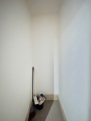 ���[�@�y�Ԏ��[�t���I�J���x�r�[�J�[���u���܂��B 