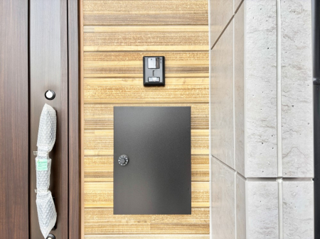 ���̑��@�V���v���f�U�C���̃|�X�g�B