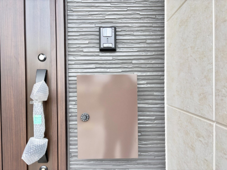 ���̑��@�V���v���f�U�C���̃|�X�g�B