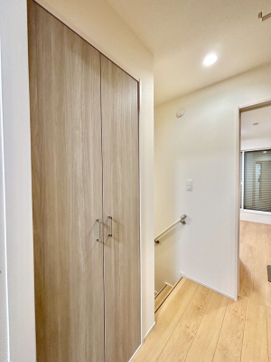 ���̑����ρ@�L�����[�B�|�������G�߂̏��������[���邱�Ƃ��ł��܂��B