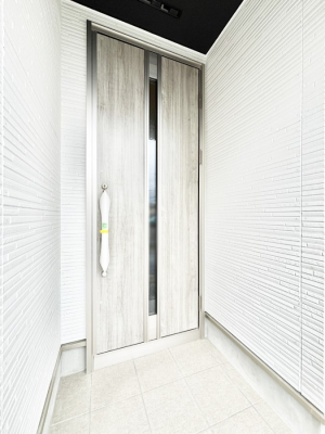 ���ց@���֑O�͉J���~���Ă��G��ɂ��������t��