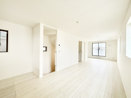 ���r���O�@���邢2�K���r���O�I�O����̎������V���b�g�A�E�g���ĉƑ��̃v���C�o�V�[�����܂�