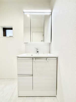 ���ʑ�E���ʏ��@���[�͂Ƌ@�\���ɗD�ꂽ���ʉ��ϑ�@