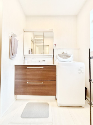 ���ʑ�E���ʏ��@���邢���ʏ��͖����̐g�x�x���y�����ł����Ⴂ�����ł��B