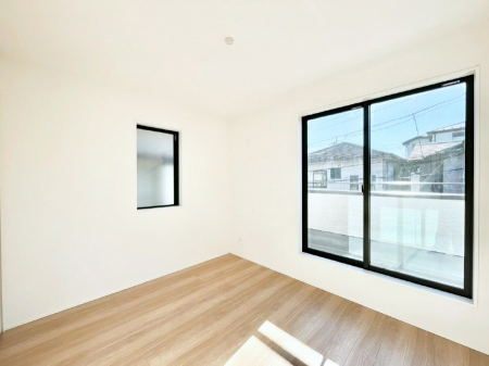 ���̑����ρ@�o���R�j�[���J�������v���X���Ă����m��