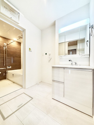 ���ʑ�E���ʏ��@�������̂�����K��Ԃł��B�����̐g�x�x���C�����ǂ����g�������܂��B 