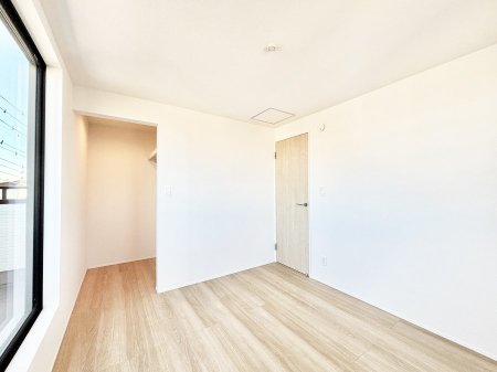 �q�������@�q�������ɂ��������߂Ȏ��[�X�y�[�X�����Ղ�̋���