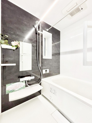 �����@����̔�������Ă���閾�邢�������̂���o�X���[��