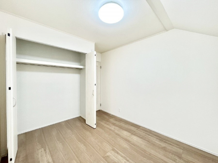 �q�������@�q�������ɂ��������߂Ȏ��[�X�y�[�X�����Ղ�̋���