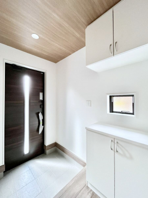 ���ց@����I�𗘗p���āA���z�������������q�l�������ĂȂ��ł��܂��B