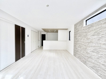 ���̑����ρ@�A�N�Z���g�N���X���������ȃ_�C�j���O�B�Ƒ��ł̂�т肭�낰��L�X�X�y�[�X�B