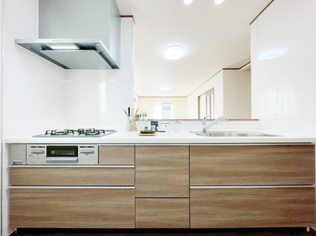 �L�b�`���@�������������I�ɁA�y�����I�V�X�e���L�b�`��