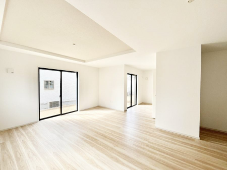 ���̑����ρ@�Ƒ������R�ƏW�܂�e���̃X�y�[�X�ɂȂ肻��