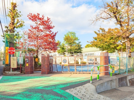 ���ӊ��@���w�Z 500m �k�旧���q��񏬊w�Z