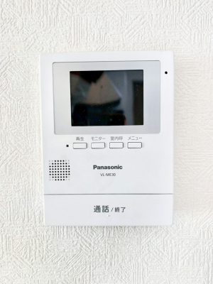 ���̑����ρ@�K��҂���ڂł킩��A���S�̂s�u���j�^�[�t���C���^�[�t�H��  