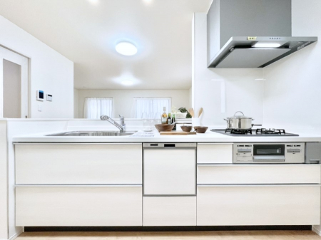 �L�b�`���@�H��@�E�򐅊�E�R�c���R�����Ȃǃf�U�C�������@�\�������˔������V�X�e���L�b�`���I