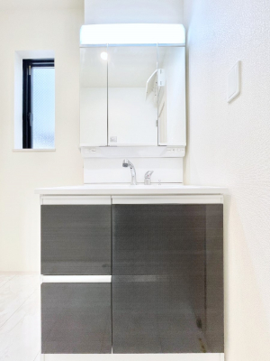 ���ʑ�E���ʏ��@�傫�����₷���O�ʋ��Ő�����������ʑ�́A�g�����Ȃ݃`�F�b�N�┧�̂������ɂ������߂ł��B 