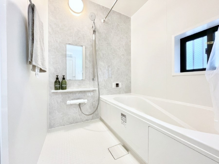 �����@����̔�����₷��؂ȃo�X�^�C���B�������Ƃ����C���y����Ŕ����Ƃ肽���ł��ˁI  