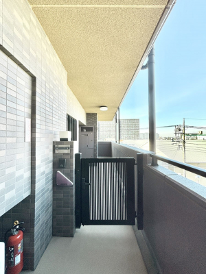 ���ց@�v���C�x�[�g�����錺�փ|�[�`