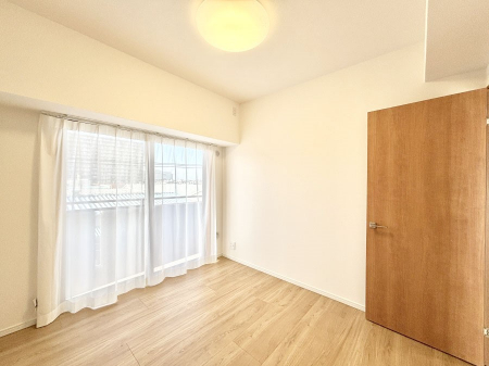 ���̑����ρ@�o���R�j�[���J�������v���X���Ă����m��  