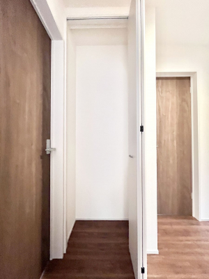 ���̑����ρ@�L�����[�B�|�������G�߂̏��������[���邱�Ƃ��ł��܂��B