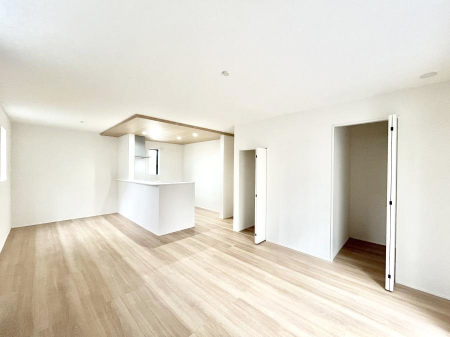 ���r���O�@�������������͋C�̂k�c�j�͉Ƒ��݂�Ȃ̉��K���  