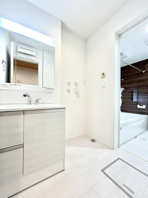 ���̑��@�������̂�����K��Ԃł��B�����̐g�x�x���C�����ǂ����g�������܂��B 