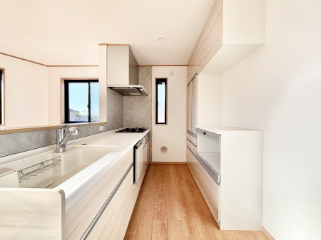 �L�b�`���@�L�b�`���Ƃ������̃J�b�v�{�[�h�B�S�̂ɓ��ꊴ����d�オ��ɂȂ��Ă��܂��B