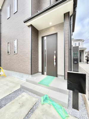 ���ց@��؂ȉƑ��A���q���o�}���錺�ցB