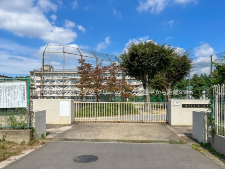 ���ӊ��@���w�Z 950m ���ˎs�����P�쒆�w�Z