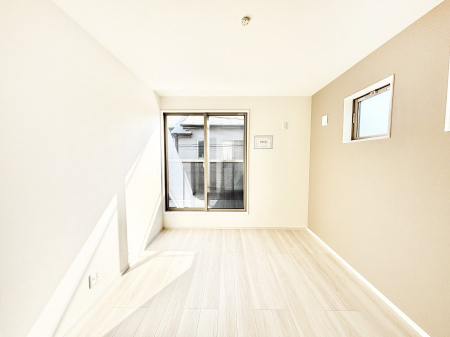 ���̑����ρ@�o���R�j�[���J�������v���X���Ă����m��