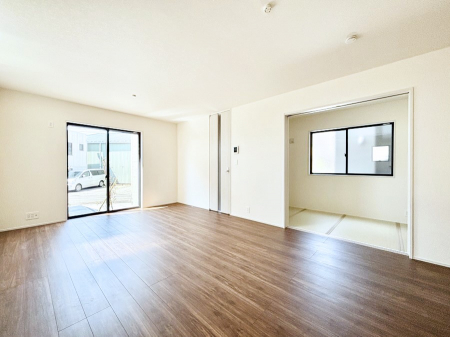 ���̑����ρ@�אڂ̘a�����J������΂���ɍL�X��ԂɁI