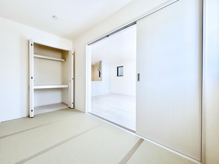 ���̑����ρ@�_�炩����̋�Ԃ́A���q�l�̗V�я�◈�q���̂����ĂȂ��̏ꏊ�Ƃ��ďd�󂵂܂��B 