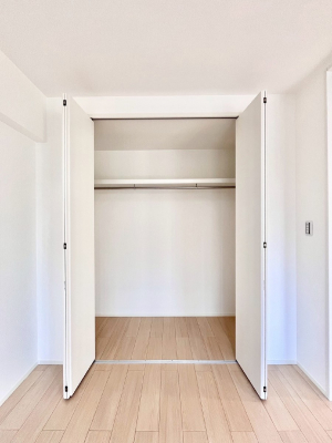 ���[�@�����Ղ�̎��[�X�y�[�X�ł��ł��Z��Ԃ��X�b�L���ۂĂ���