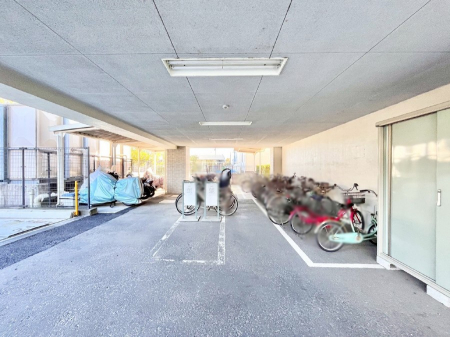 ���̑��@�O�� ���]�Ԓu����i�󂫏󋵂͓s�x���m�F���������j