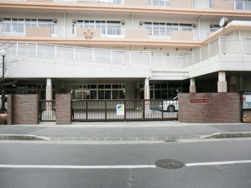 ���ӊ��@���w�Z 660m ����s�������쏬�w�Z