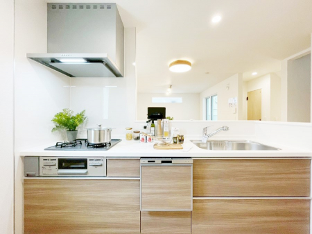 �L�b�`���@�������������I�ɁA�y�����I�V�X�e���L�b�`��