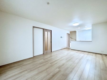 ���̑����ρ@�Ƒ������R�ƏW�܂�e���̃X�y�[�X�ɂȂ肻��