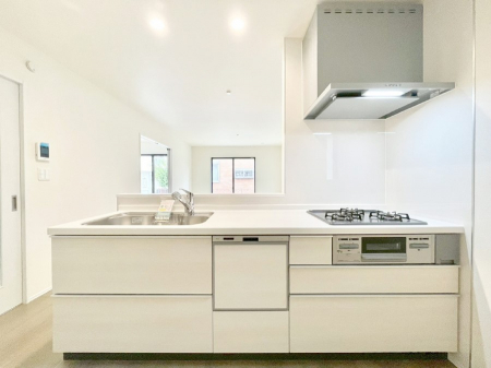 �L�b�`���@�������������I�ɁA�y�����I�V�X�e���L�b�`��  