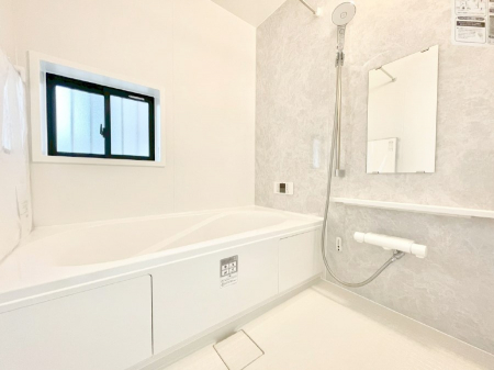 �����@����̔�����₷��؂ȃo�X�^�C���B�������Ƃ����C���y����Ŕ����Ƃ肽���ł��ˁI  