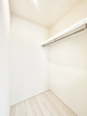 ���̑��@�ߗނ��n���K�[�Ɋ|�����܂܎��[�ł���WIC�B�ߗނ̐������ڂ����₷���ĕ֗��ł��I