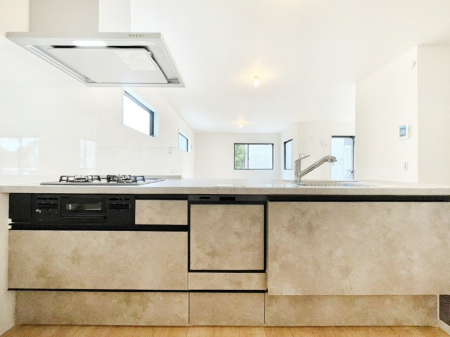 �L�b�`���@�L�X�Ƃ����g������̗ǂ��L�b�`���œ��X�̂��������y�����Ȃ肻��