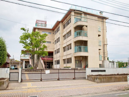 ���ӊ��@���w�Z 860m �z�J�s����ԑ䏬�w�Z